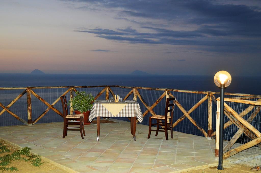 Agriturismo Pattina Villa Pettineo ภายนอก รูปภาพ