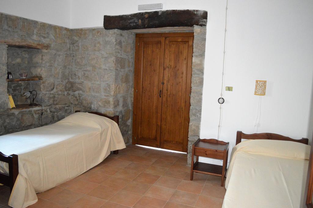 Agriturismo Pattina Villa Pettineo ภายนอก รูปภาพ